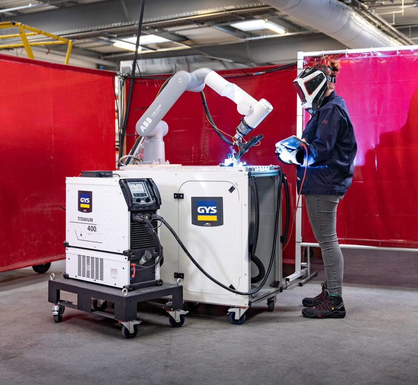 GYS cobot welding cell on a NEOPULSE